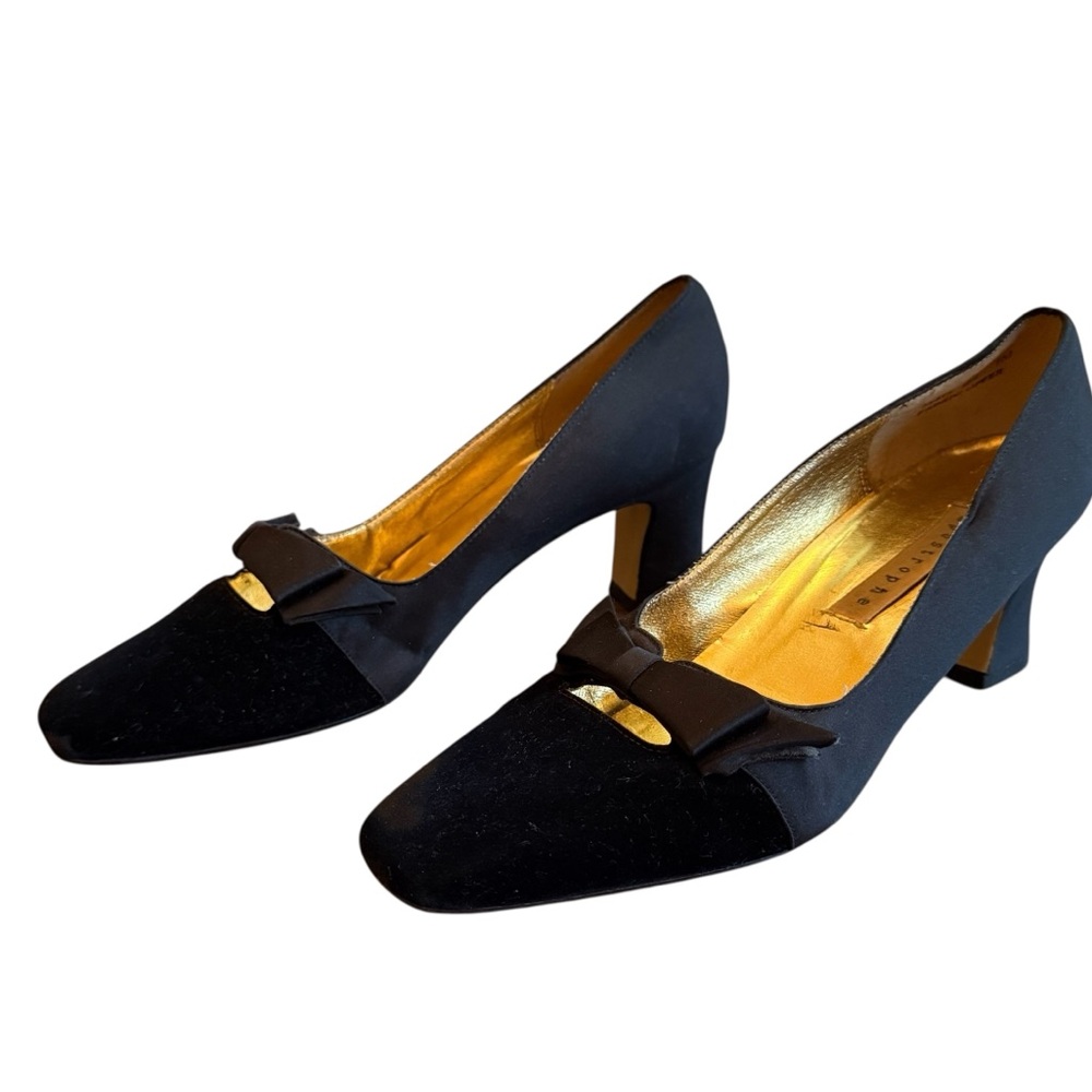 Apostrophe 90's Black Bow Detail Elongated Toe Block Heel Pumps Size 7
